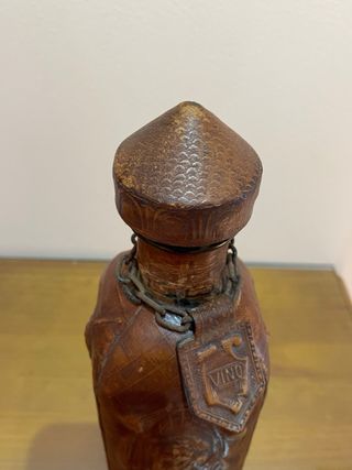 Botella forrada piel imagenes y grabados D Quijote