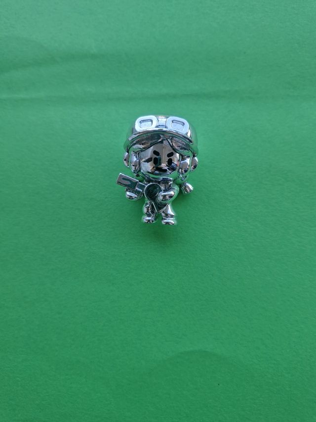 FIGURA DE BRAWL STARS DE JESSIE PLATEADA