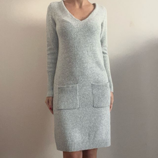 Vestito grigio in lana