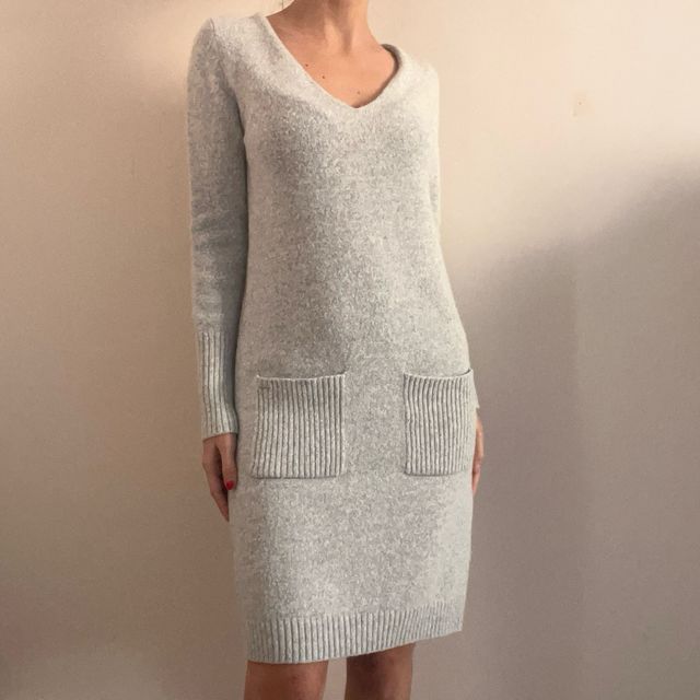 Vestito grigio in lana