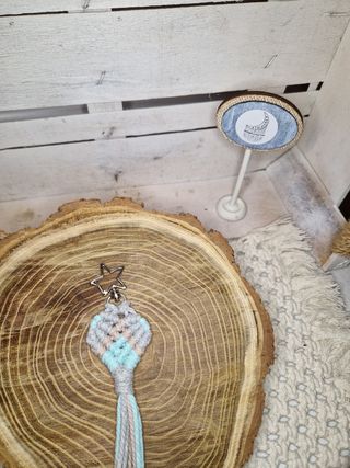 Portachiave cuore macramé