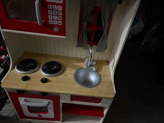 Cocinita de madera