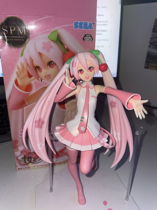 Figura sakura miku