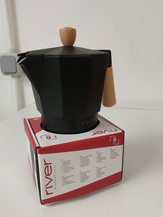 Cafetera Moka Italiana de 6 Tazas, Color Negro