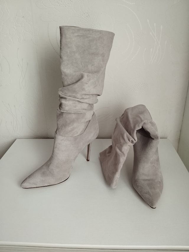 Botas de ante gris rosado talla 41
