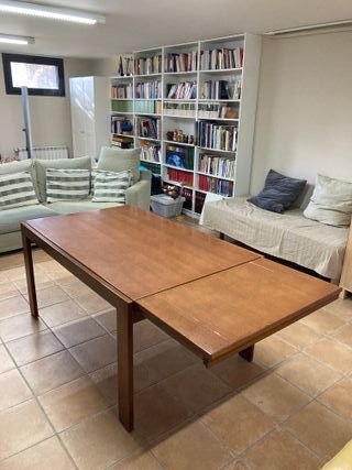 Mesa comedor extensible + 4 sillas