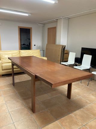 Mesa comedor extensible + 4 sillas