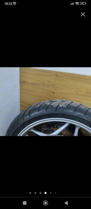 Neumáticos y llantas moto