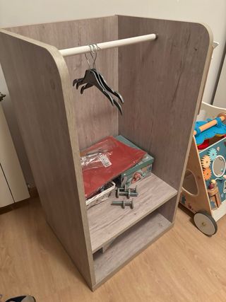 Armario perchero para bebe o niño