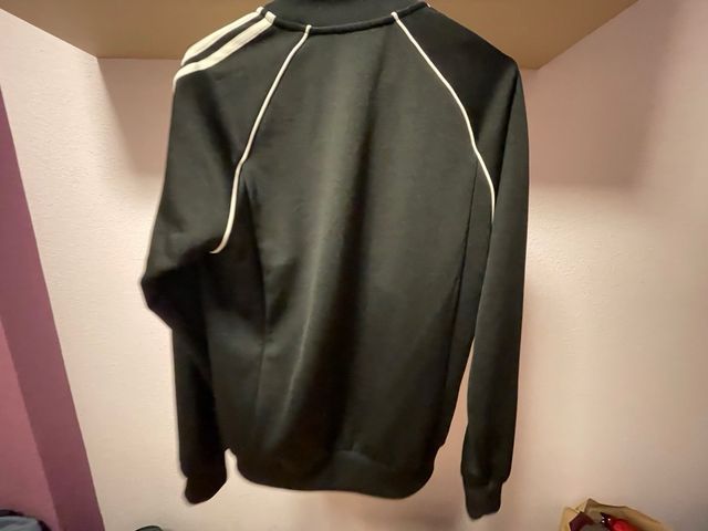 Chaqueta negra adidas