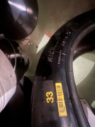 Slicks Michelin Pilot sport r33 NUEVOS 235/40 18