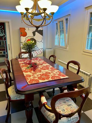 Mesa comedor con sillas