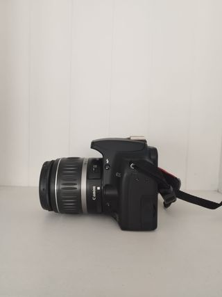 Cámara Réflex Canon EOS 1000D + Accesorios