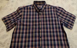 Camisa Lloyd's 