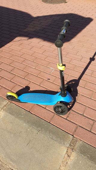 Patinete tres ruedas