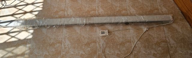 Pantalla eléctrica 200x200. 84"