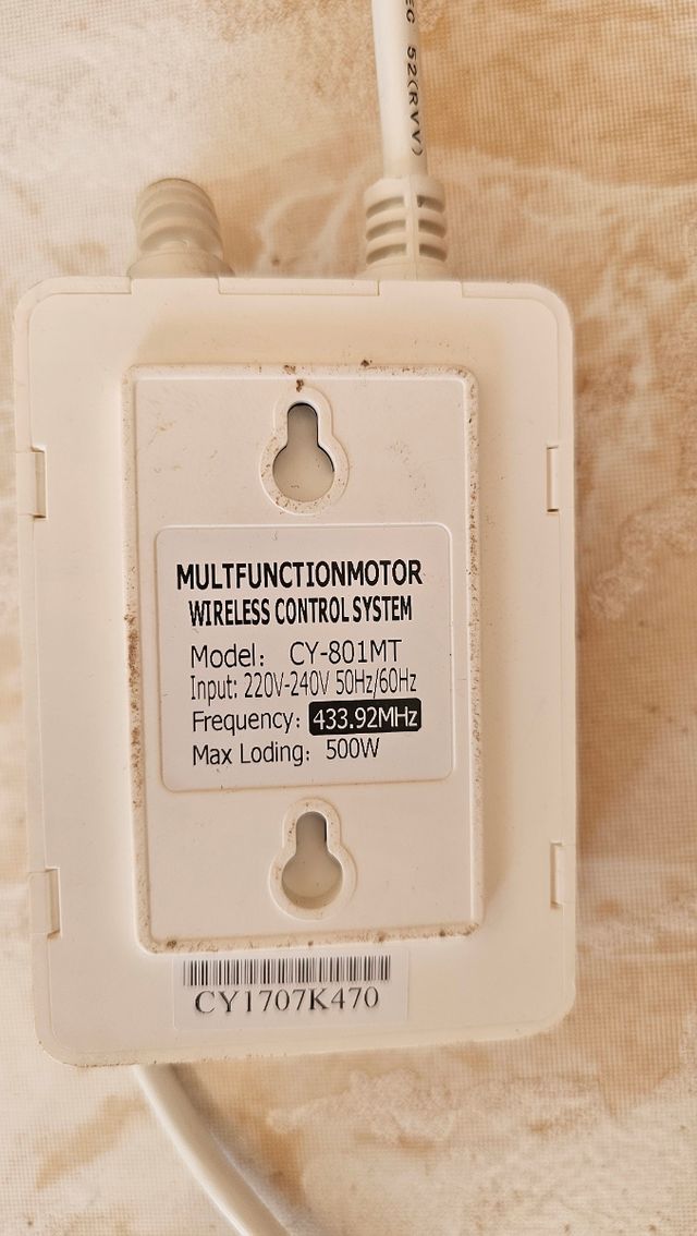 Pantalla eléctrica 200x200. 84"