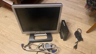 OFERTON. MINI ORDENADOR LENOVO+MONITOR
