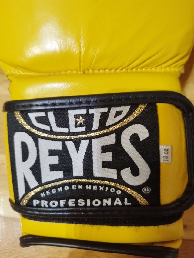 Guantes de boxeo cleto reyes