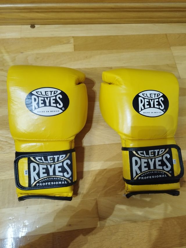 Guantes de boxeo cleto reyes