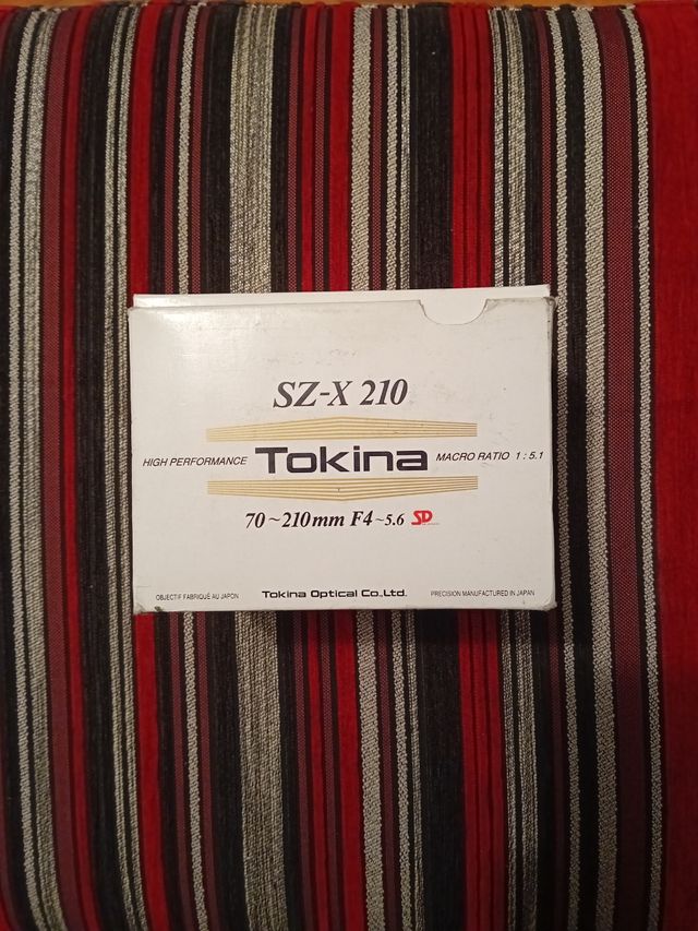 Tokina 70-210mm f4~5.6