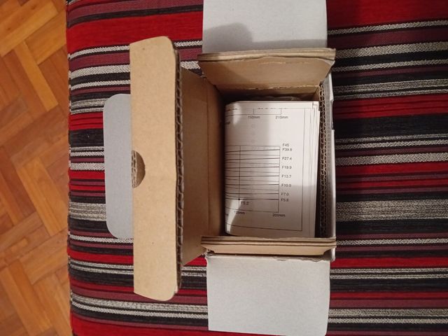 Tokina 70-210mm f4~5.6