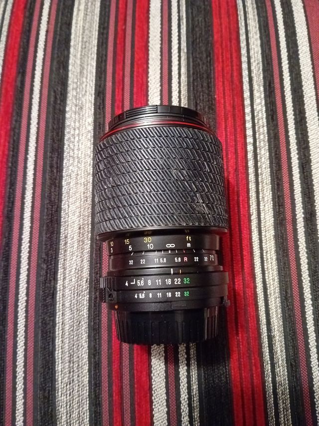 Tokina 70-210mm f4~5.6