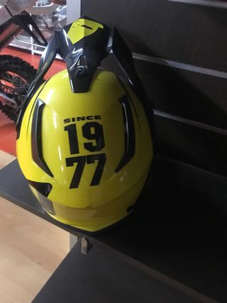 Casco cross