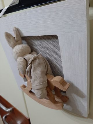 2 quadretti e un appendiabiti