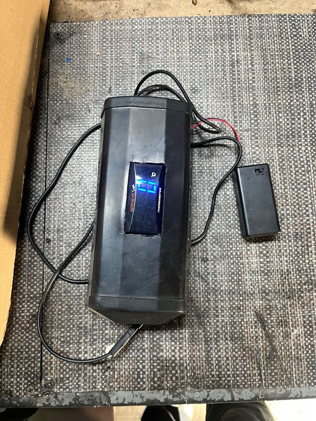 Espuma y marcador de temperatura