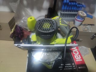 Sierra circular portátil 