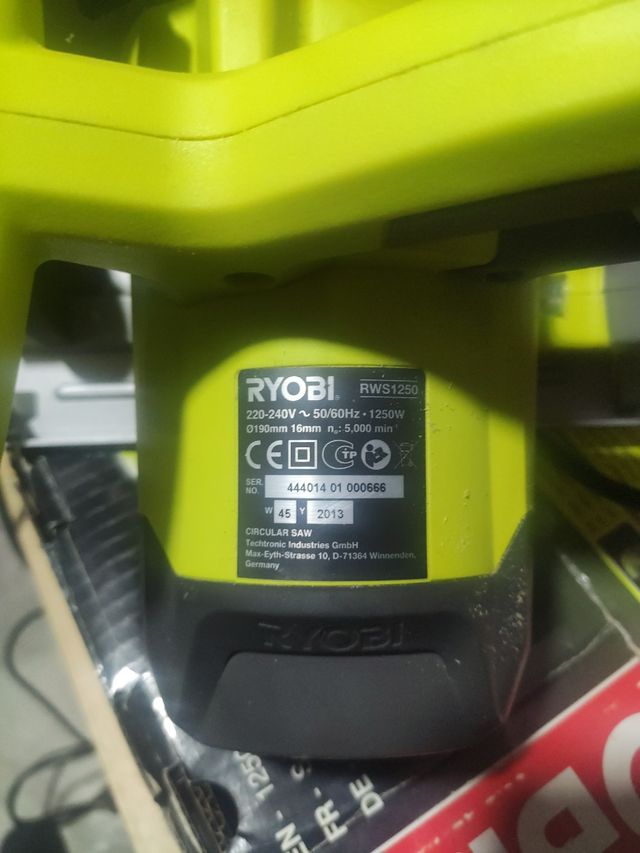 Sierra circular portátil 