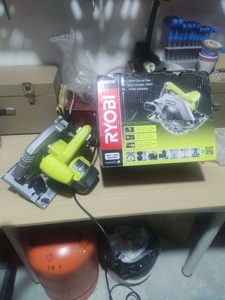 Sierra circular portátil 