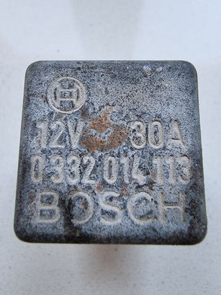 Relé Bosch antiguo coche clásico