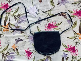 Borsetta vintage in similpelle nera