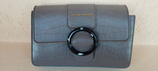 Bolso marca Laura Ashley