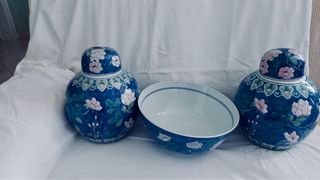 Coppia di vasi cinesi e coppa in ceramica vintage