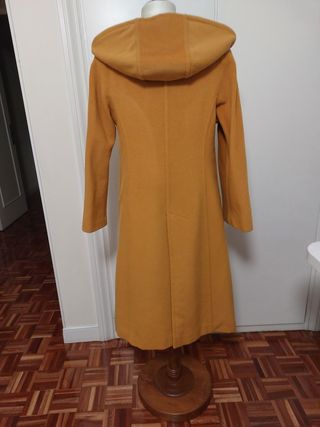 Abrigo sin estrenar talla 42/44