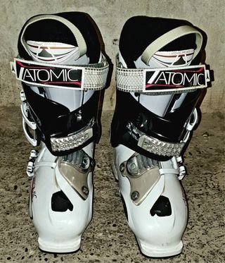 Equipo completo SKI botas skis y palos.