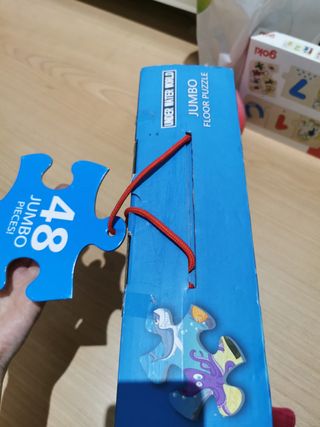 Puzzle de suelo. Piezas muy grandes.