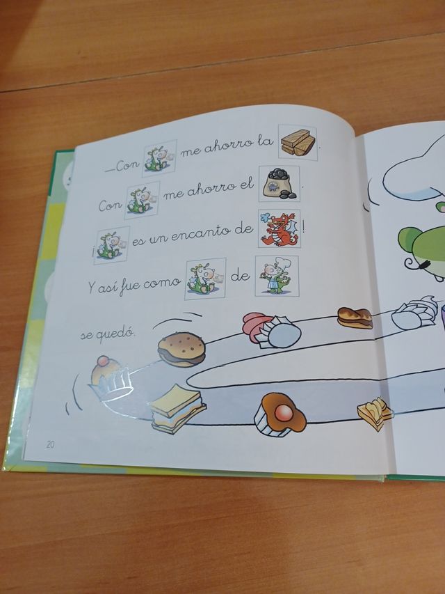 PICTOCUENTOS (Spanish Edition)