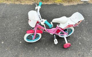 ​Bicicleta infantil Minnie 12", buen estado ​​