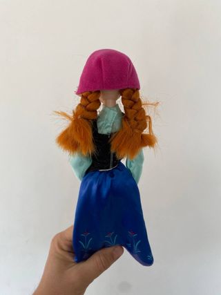 Muñecas de Anna y Elsa