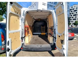 Portes y mudanzas. Taxi comercial.