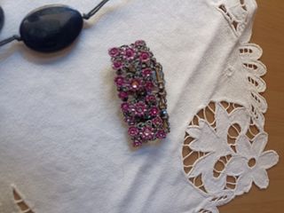 PULSERA ROSA Y COLLAR NEGRO