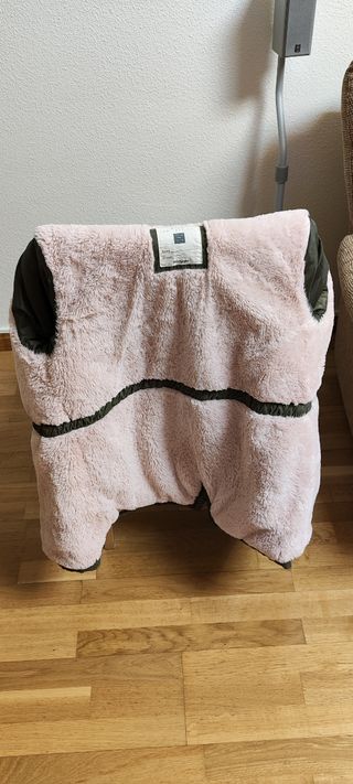 Abrigo niña verde kaki T 15/16 176cm.