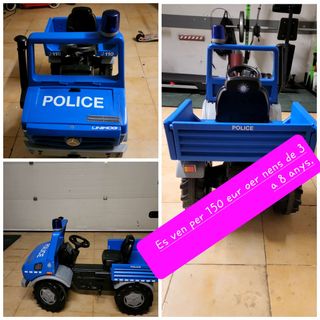 Coche de policía a pedales infantil