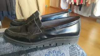 Mocasines negros de piel