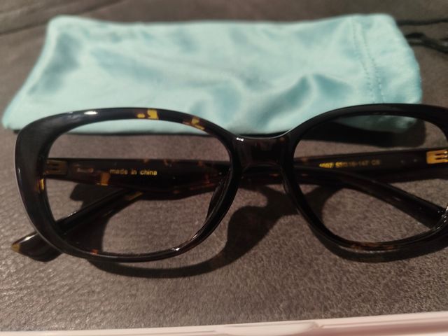 Montura gafas con caja