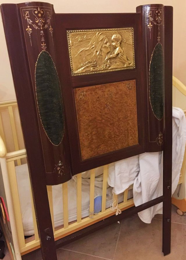 Letto antico restaurato